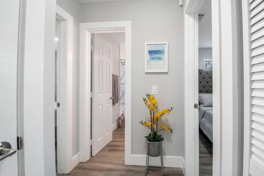Modern Getaway Near The Beach With Room For A Boat West Palm Beach Dış mekan fotoğraf