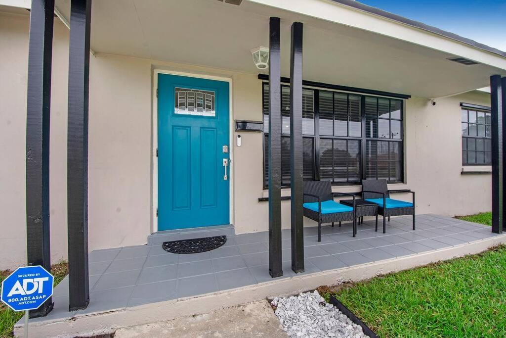 Modern Getaway Near The Beach With Room For A Boat West Palm Beach Dış mekan fotoğraf